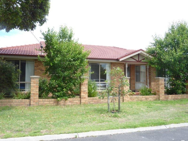 14 Kelvin Avenue, Seaford VIC 3198