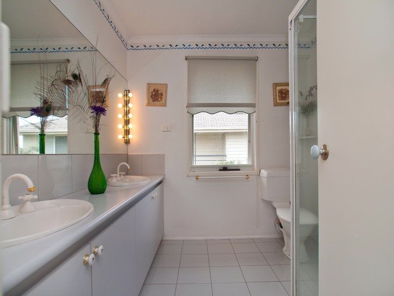 2/17 Canberra Street, Patterson Lakes VIC 3197