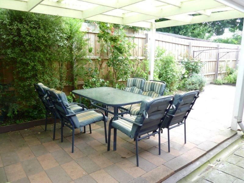 2/82 Playne Street, Frankston VIC 3199