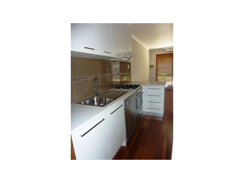 2/90 Northcliffe Road, Edithvale VIC 3196