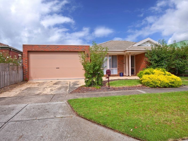 12 Immerset Drive, Chelsea Heights VIC 3196