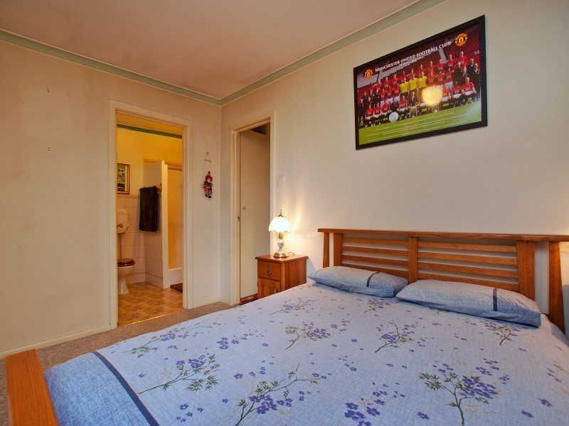 16 Fourth Avenue, Chelsea Heights VIC 3196