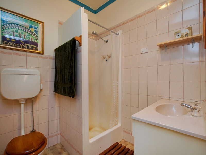 16 Fourth Avenue, Chelsea Heights VIC 3196