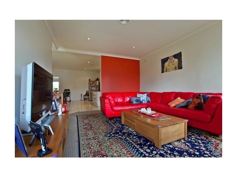 10 Cobham Street, Cheltenham VIC 3192