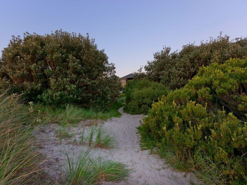 4 The Waterfront, Bonbeach VIC 3196
