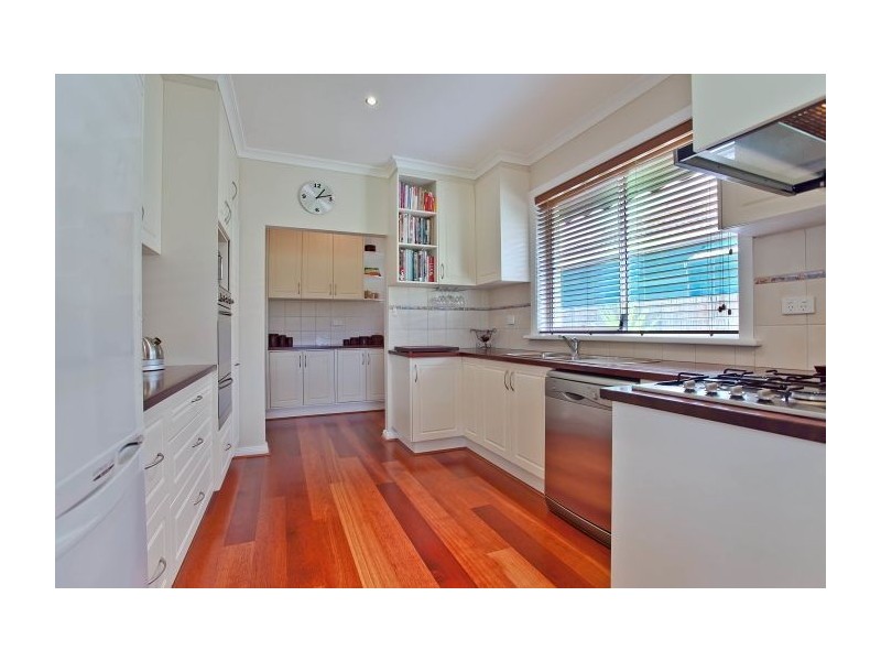 17 Mascot Avenue, Bonbeach VIC 3196