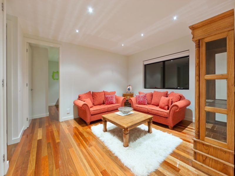 2 Morton Grove, Chelsea VIC 3196