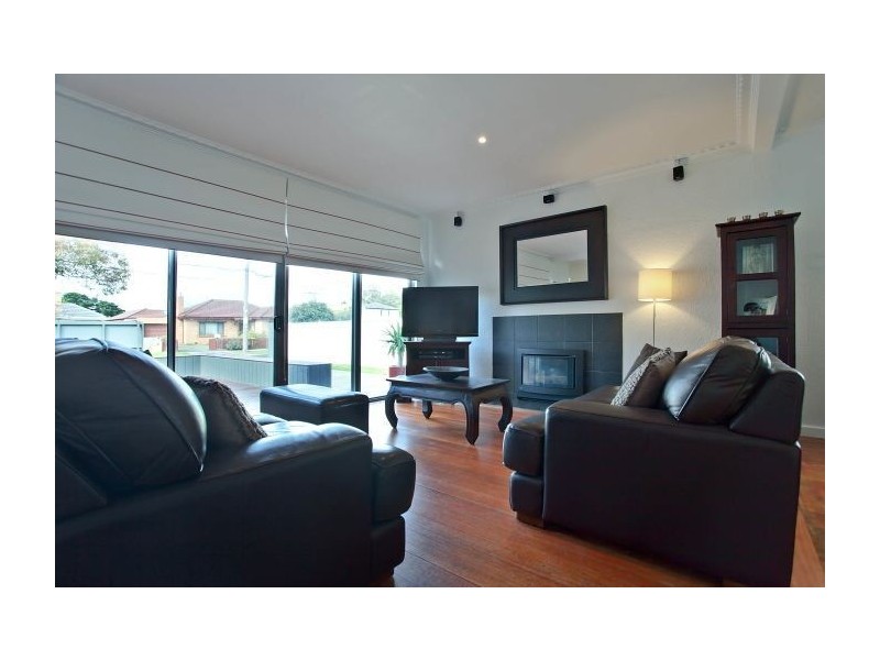 71 Bondi Road, Bonbeach VIC 3196