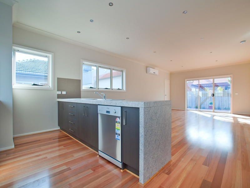 2/80 McLeod Road, Carrum VIC 3197