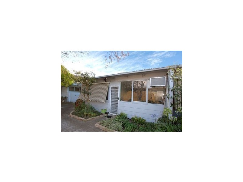 2/6 Donald Grove, Chelsea VIC 3196