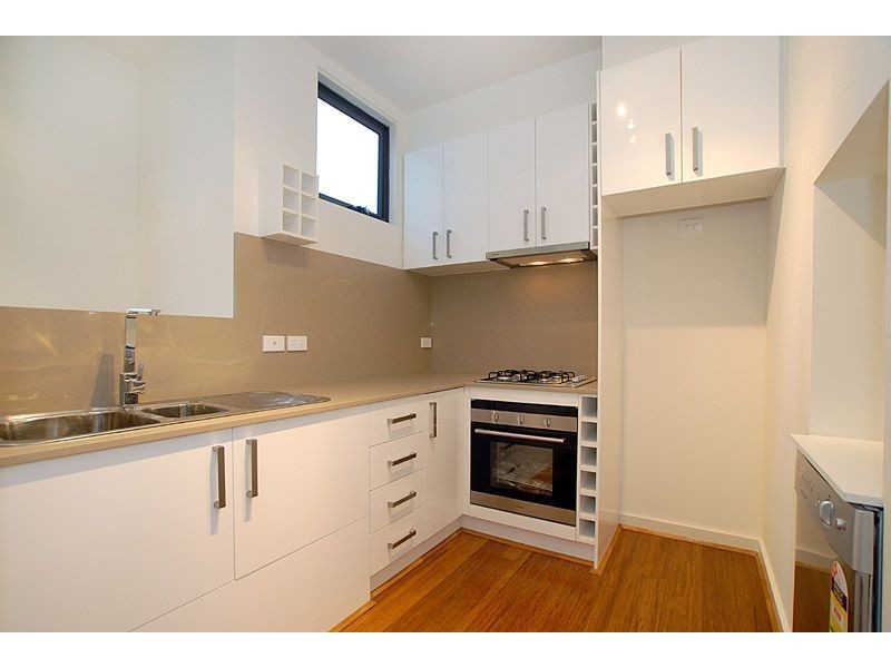 2/5 Harding Avenue, Bonbeach VIC 3196