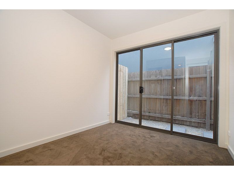 2/5 Harding Avenue, Bonbeach VIC 3196