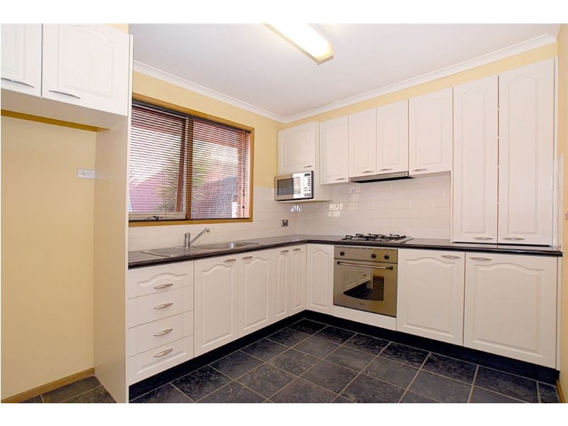 8/148 Nepean Highway, Seaford VIC 3198