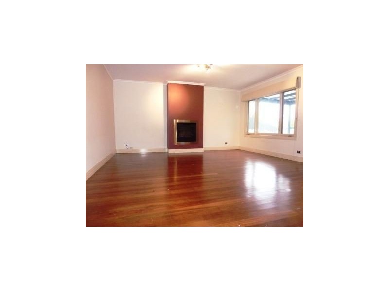 13 Charles Street, Seaford VIC 3198