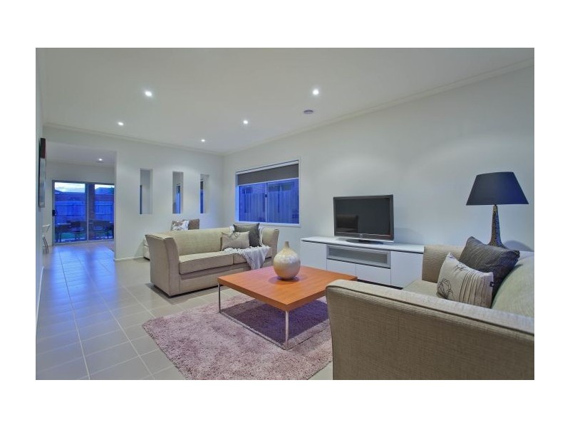 11 Webster Drive, Patterson Lakes VIC 3197