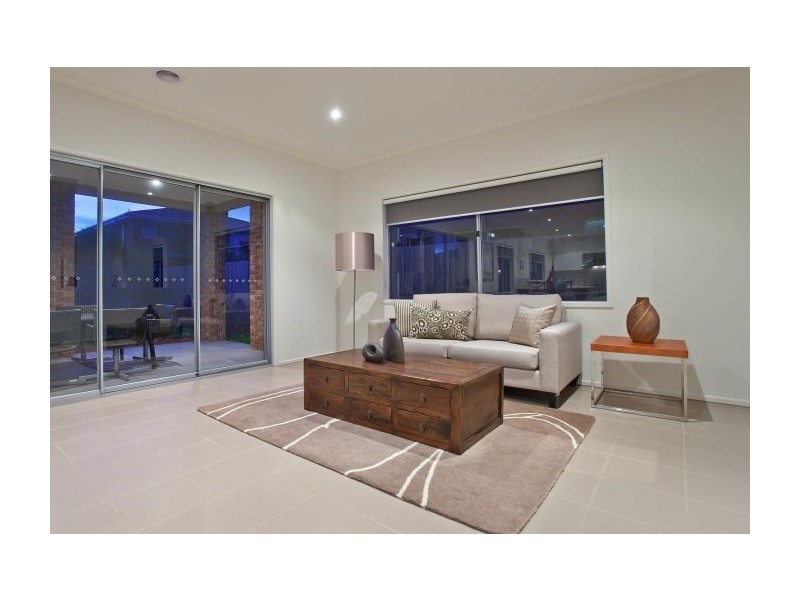 11 Webster Drive, Patterson Lakes VIC 3197