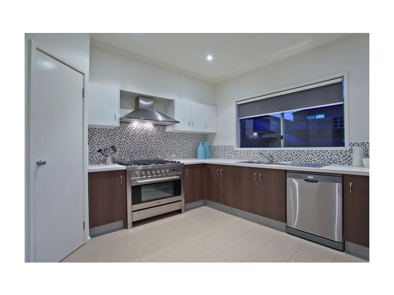 11 Webster Drive, Patterson Lakes VIC 3197