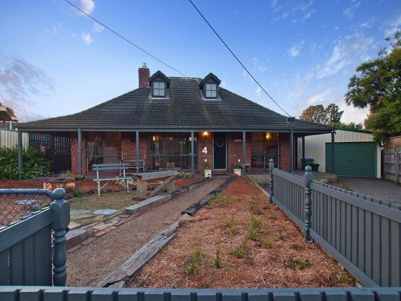 4 Carnaby Court, Somerville VIC 3912