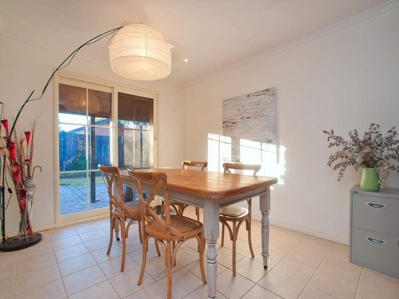 4 Carnaby Court, Somerville VIC 3912