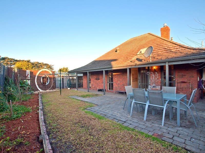 4 Carnaby Court, Somerville VIC 3912