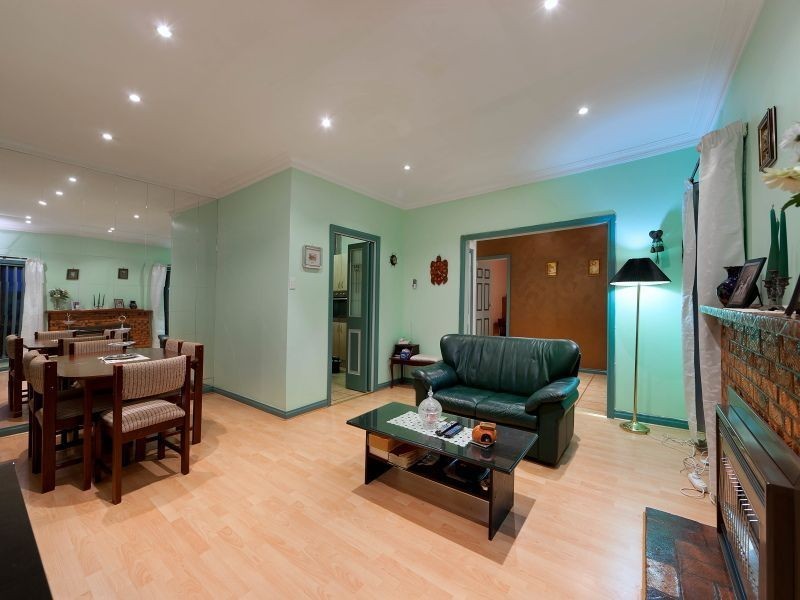 51 Mernda Ave, Bonbeach VIC 3196