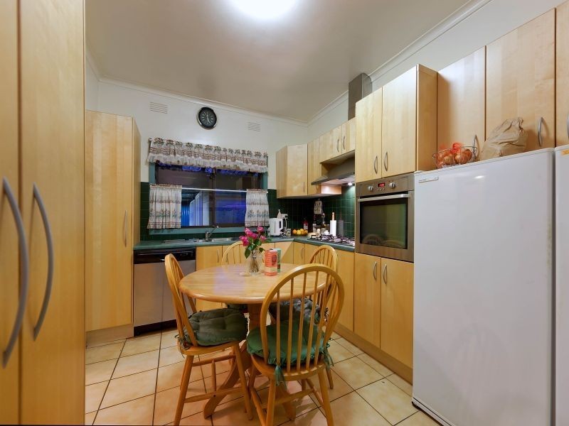 51 Mernda Ave, Bonbeach VIC 3196