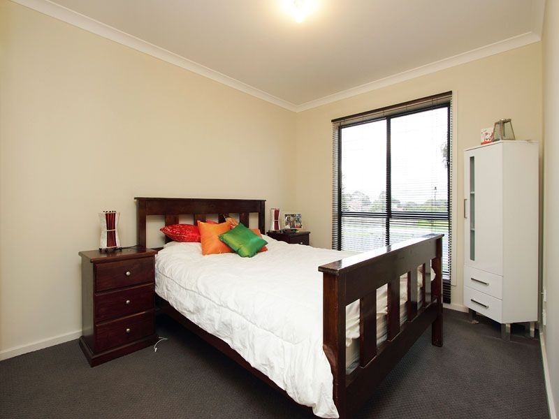 21/27-29 Golden Grove, Springvale South VIC 3172