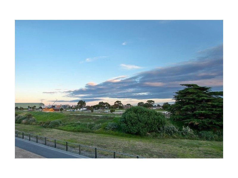 9 Ferrier Grove, Bonbeach VIC 3196