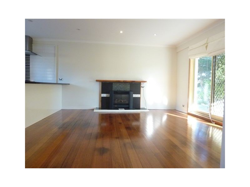 16 Portland Parade, Seaford VIC 3198