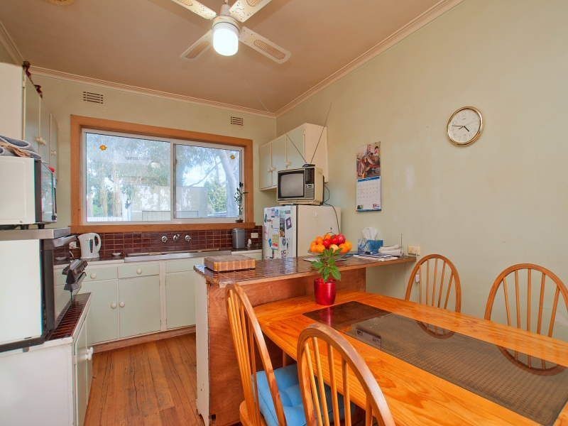 66 Fraser Avenue, Edithvale VIC 3196