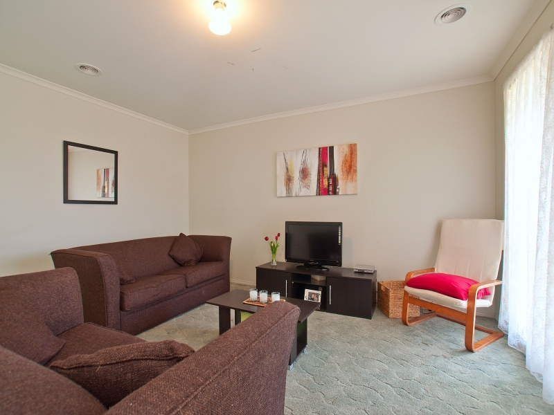 83 Scotsdale Drive, Cranbourne East VIC 3977