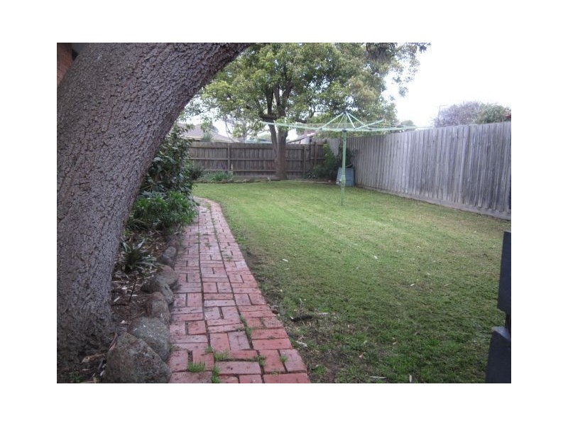 33 Scott Street, Seaford VIC 3198