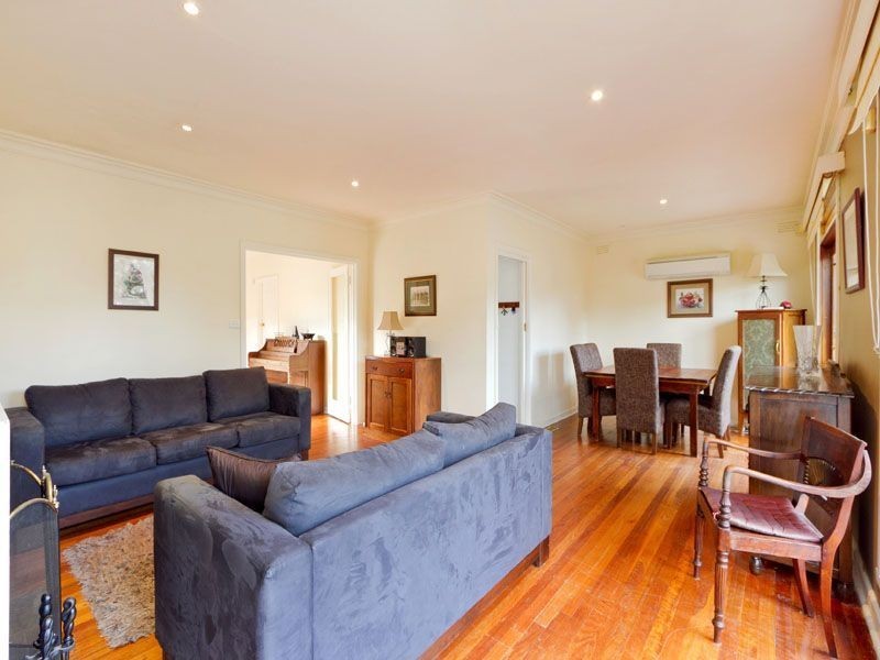 26 Weymar Street, Cheltenham VIC 3192