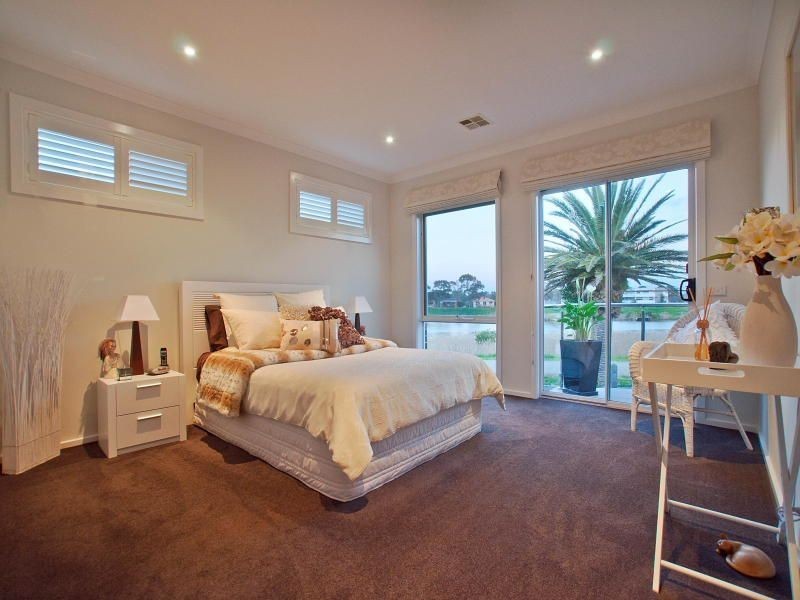 28 Riverside West, Patterson Lakes VIC 3197