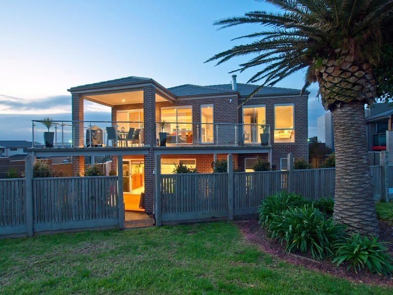 28 Riverside West, Patterson Lakes VIC 3197