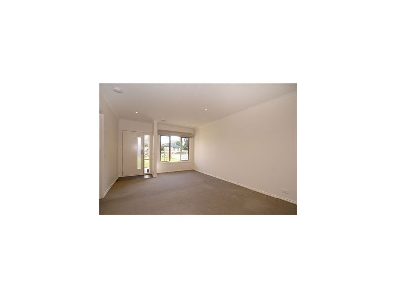 1/69 Kirkwood Avenue, Seaford VIC 3198