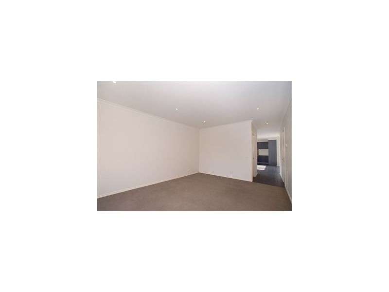 1/69 Kirkwood Avenue, Seaford VIC 3198