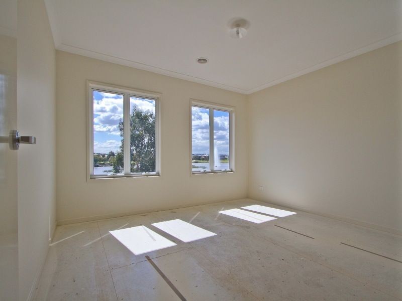 7 Moonrise Close, Waterways VIC 3195