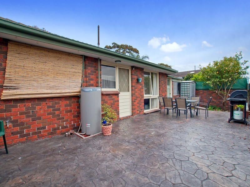 2/10 Golden Avenue, Bonbeach VIC 3196