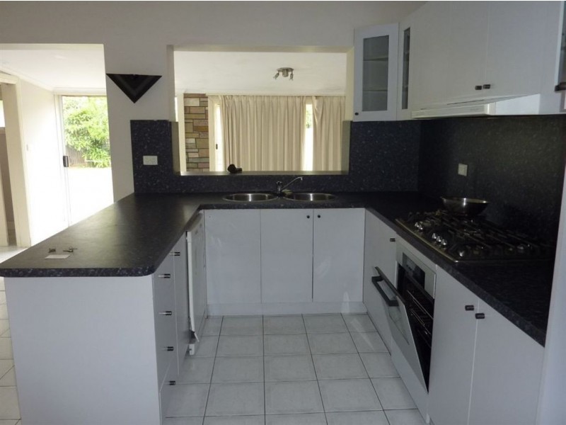 76 Argyle Ave, Chelsea VIC 3196