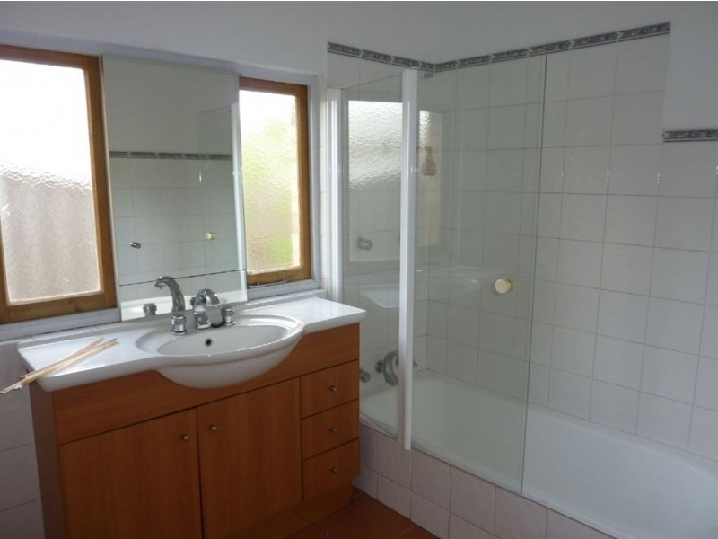 76 Argyle Ave, Chelsea VIC 3196