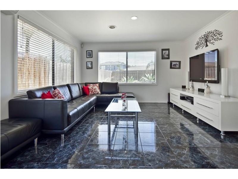 12 Hatteras Court, Patterson Lakes VIC 3197