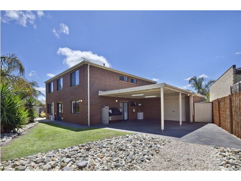 12 Hatteras Court, Patterson Lakes VIC 3197