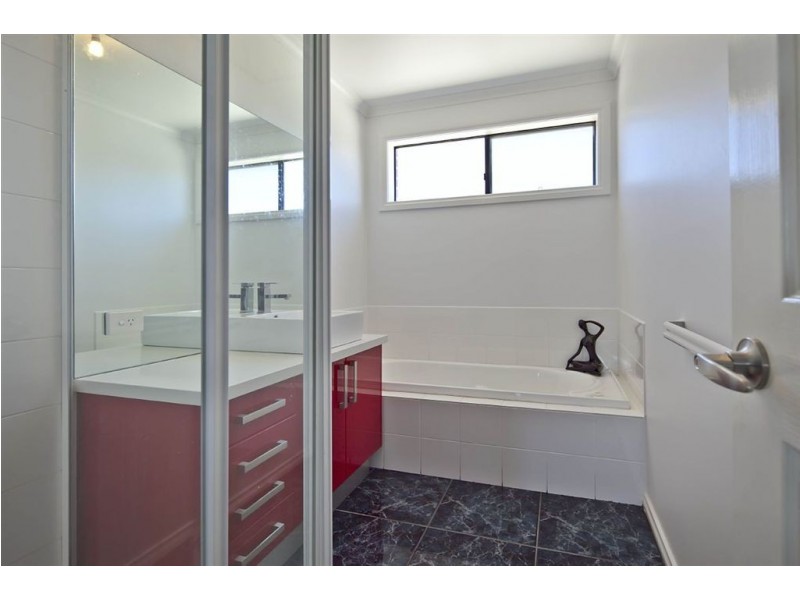 12 Hatteras Court, Patterson Lakes VIC 3197