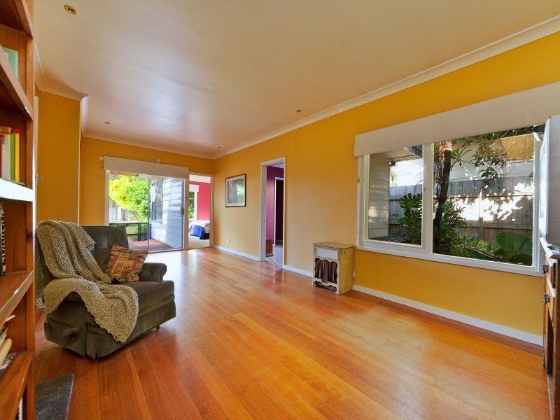 16 Eramosa Road West, Somerville VIC 3912