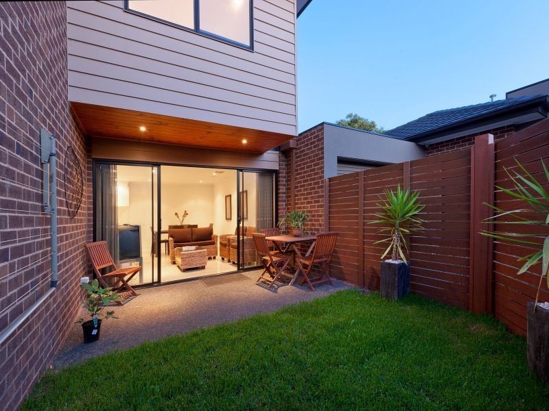 1/4 Lochiel Ave, Edithvale VIC 3196