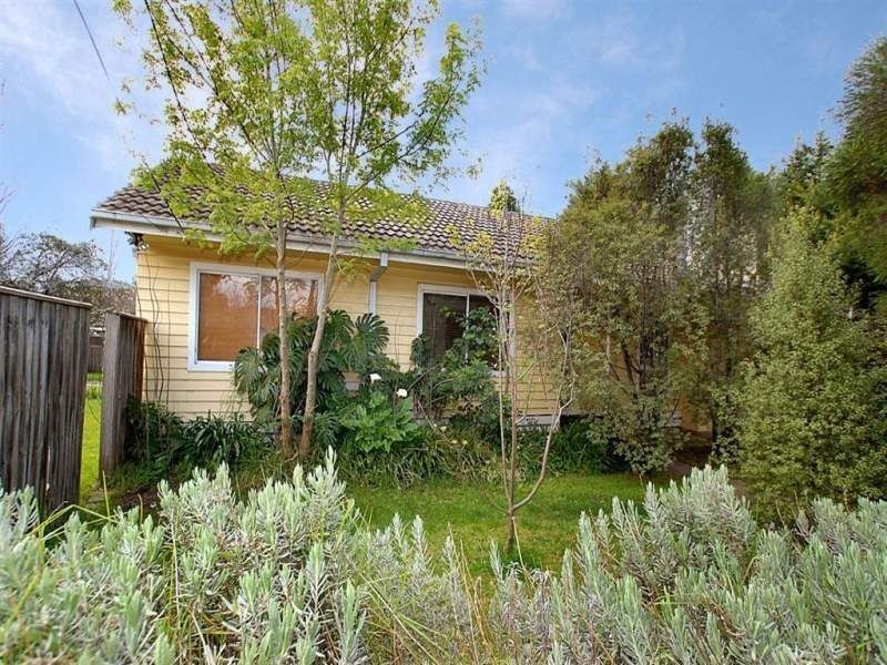 43 Barry Street, Seaford VIC 3198