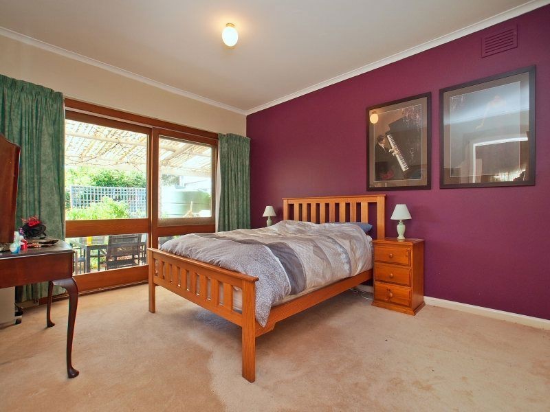 25 Catherine Ave, Chelsea VIC 3196