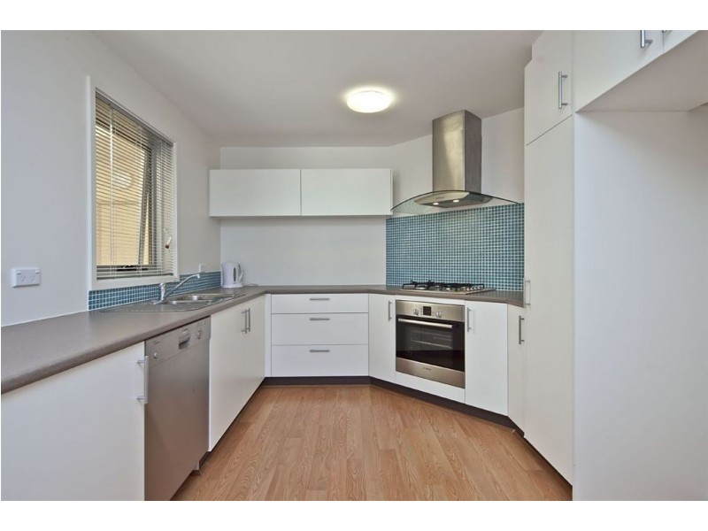 3/4 The Strand, Chelsea VIC 3196