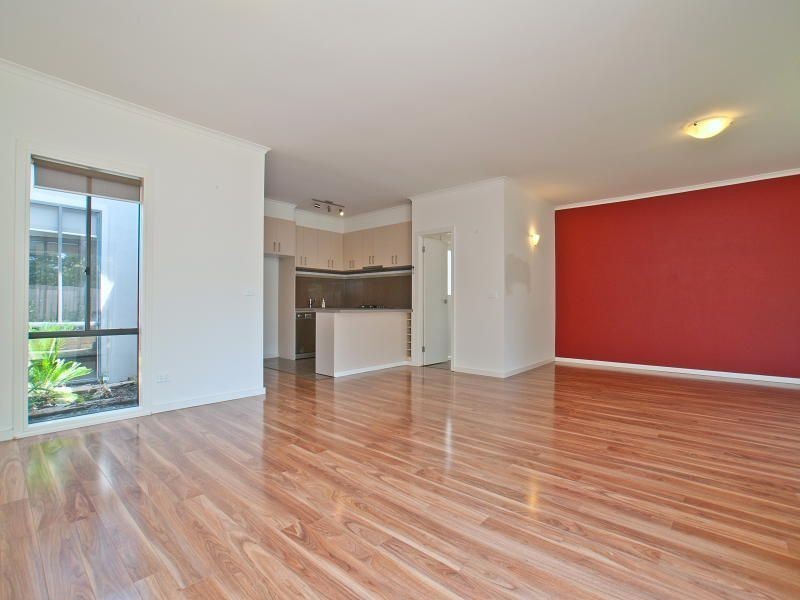 4a Madden Street, Seaford VIC 3198